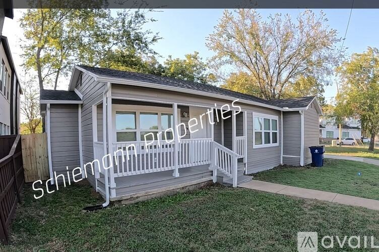 A Schieman mobile home is for sale.