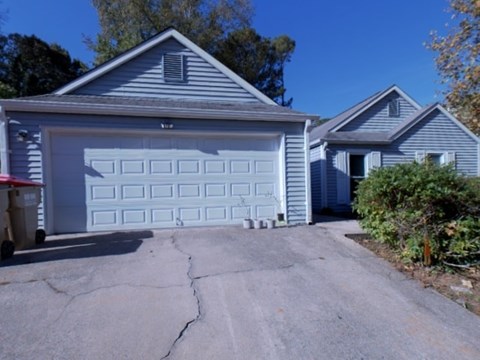 4060 Brooks Bridge Crossing 3 Beds Apartment for Rent