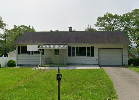 15 Center Ave 2 Beds House for Rent - Photo Gallery 1