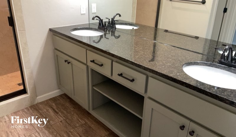 16716 Doyle Drive 4 Beds House for Rent - Photo Gallery 11