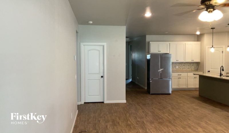 16716 Doyle Drive 4 Beds House for Rent - Photo Gallery 2