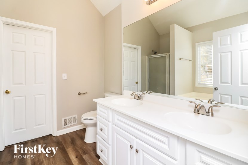 5940 Seven Oaks Drive 4 Beds House for Rent - Photo Gallery 14