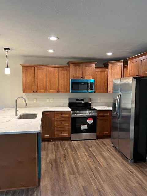 6428 Maple View Ct 3 Beds Apartment for Rent