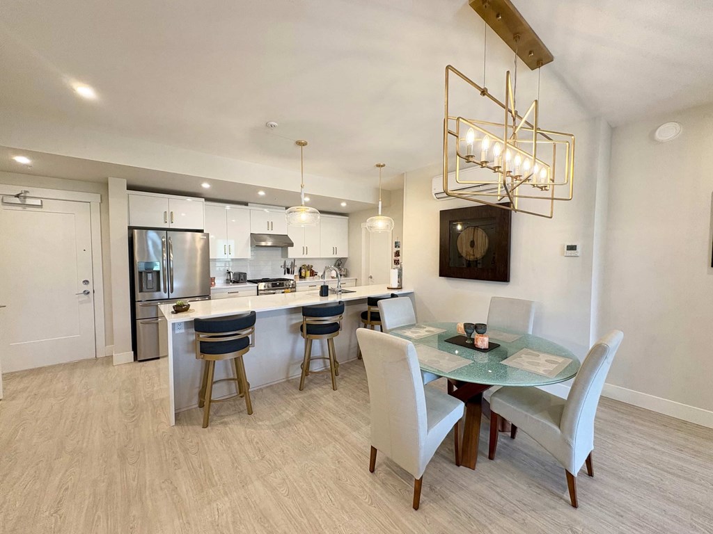 409 - 45757 Watson Road 2 Beds House for Rent - Photo Gallery 6