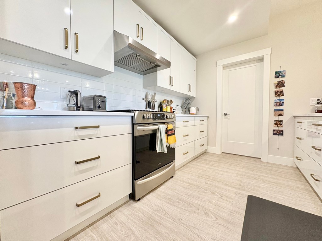 409 - 45757 Watson Road 2 Beds House for Rent - Photo Gallery 12