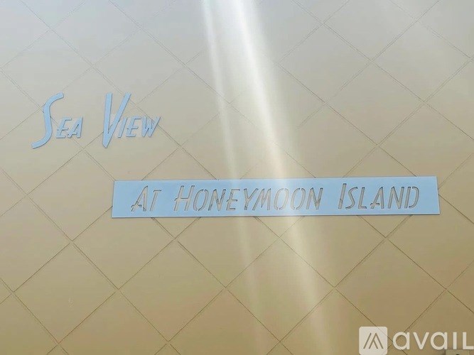 A sign that says Sea View at Honeymoon Island.