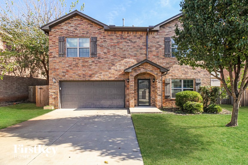 12016 Garden Court 4 Beds House for Rent - Photo Gallery 1