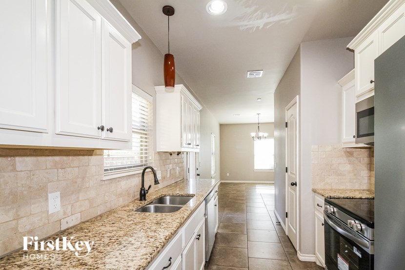 12016 Garden Court 4 Beds House for Rent - Photo Gallery 5