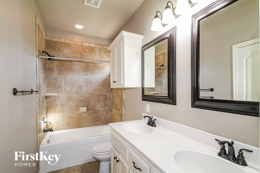 12016 Garden Court 4 Beds House for Rent - Photo Gallery 10