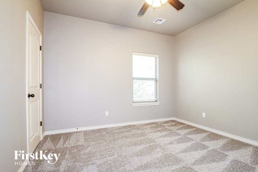 12016 Garden Court 4 Beds House for Rent - Photo Gallery 12