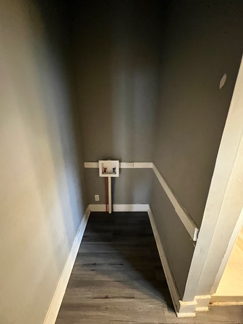 1817 Columbia Street 1 Bed House for Rent - Photo Gallery 3