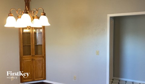 18317 Chestnut Oak Drive 4 Beds Apartment for Rent