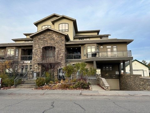 107 10110 Fraser Avenue 1 Bed Apartment for Rent