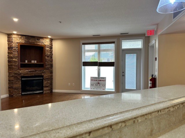 107 10110 Fraser Avenue 1 Bed House for Rent - Photo Gallery 10