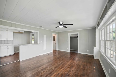 208 Grace Lane 3 Beds Apartment for Rent