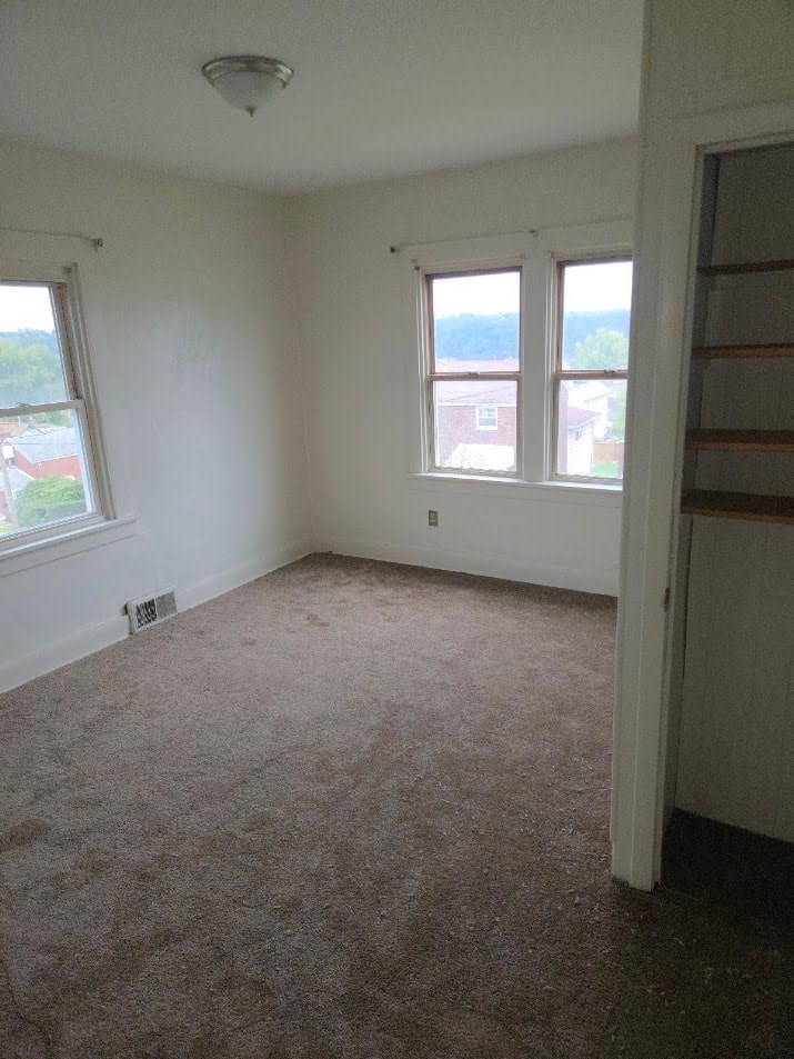 1022 Morton Avenue 2 Beds House for Rent - Photo Gallery 4