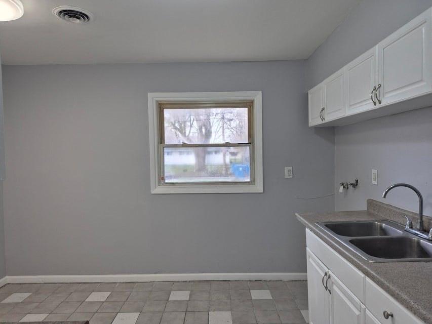 3326 Delaware Street 3 Beds House for Rent - Photo Gallery 8