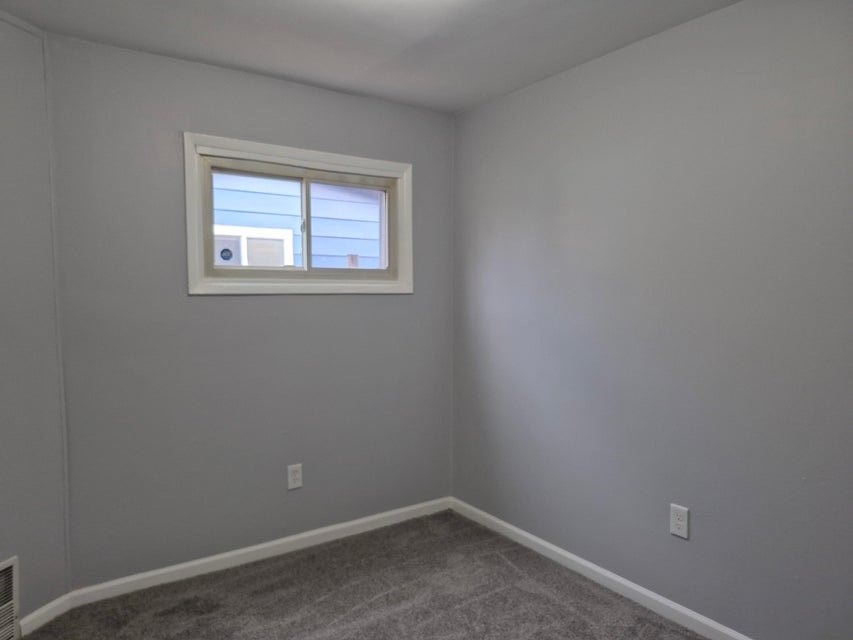 3326 Delaware Street 3 Beds House for Rent - Photo Gallery 4