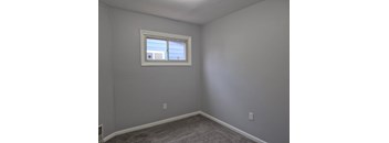 3/1 896 sqft