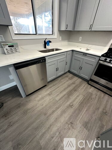 Source URL: https://prod-avail.s3.amazonaws.com/public_images/41721688/listing/679_Burnt_Creek_updated_kitchen_and_all-4.jpg