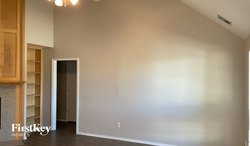 1202 SW 23rd Street 3 Beds House for Rent - Photo Gallery 3