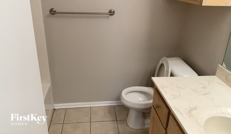 1202 SW 23rd Street 3 Beds House for Rent - Photo Gallery 10