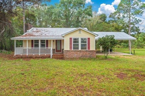 34 Goodwin Rd 3 Beds Apartment for Rent