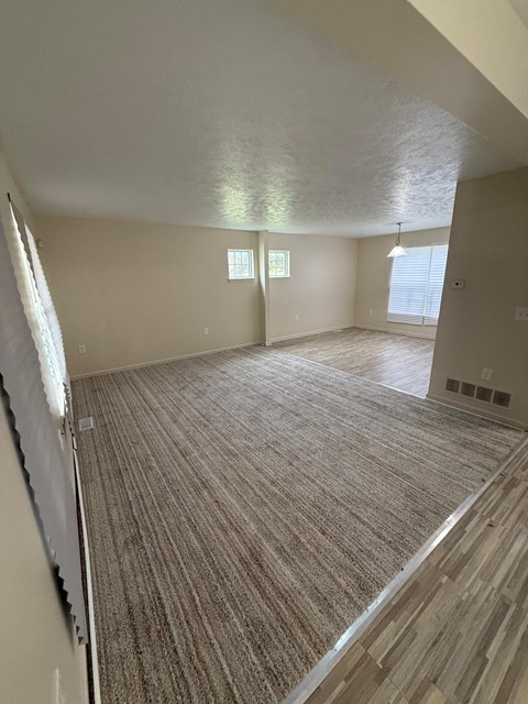 7011 Colfax Road 3 Beds House for Rent - Photo Gallery 10