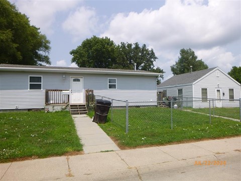 226 1/2 W 6Th Ave 2 Beds Apartment for Rent