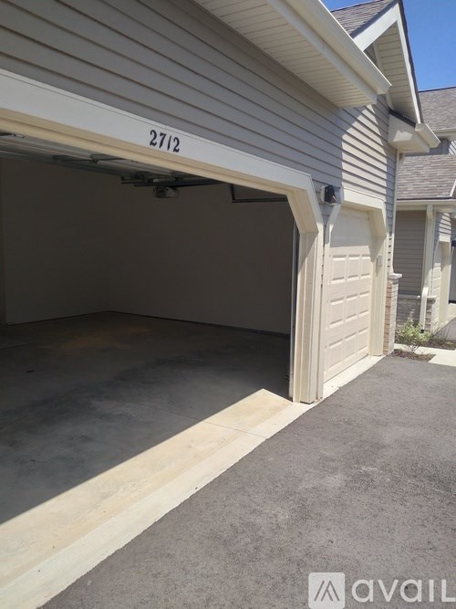 A garage with the number 2712 on the door.