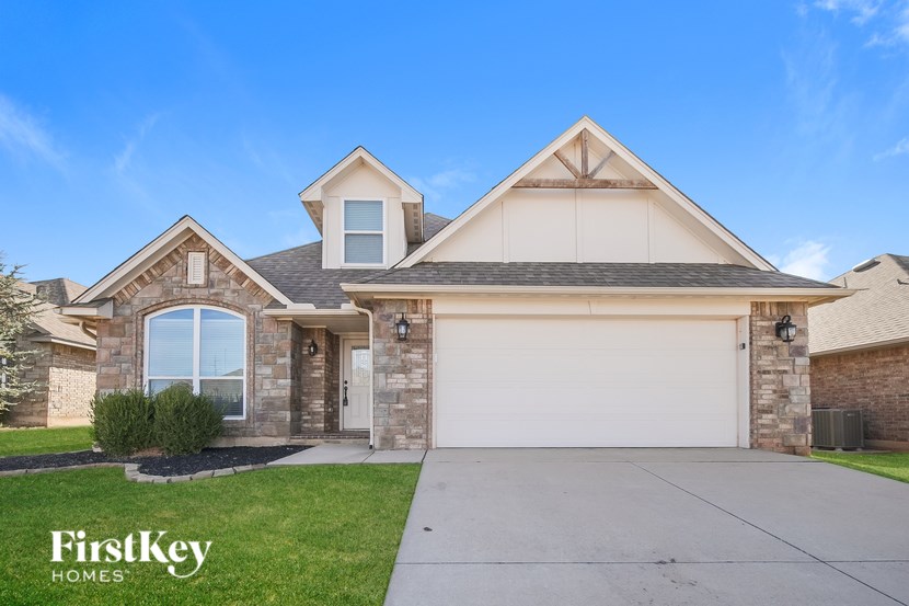 4116 NW 155th Street 5 Beds House for Rent - Photo Gallery 1