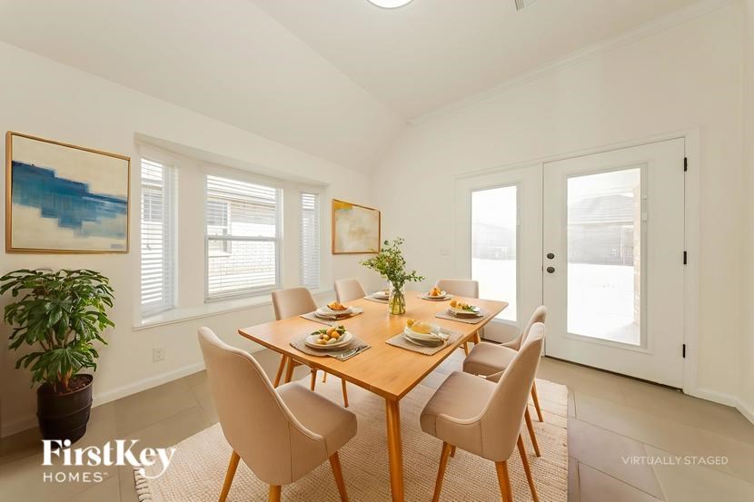 4116 NW 155th Street 5 Beds House for Rent - Photo Gallery 7