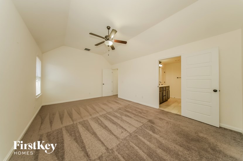 4116 NW 155th Street 5 Beds House for Rent - Photo Gallery 11