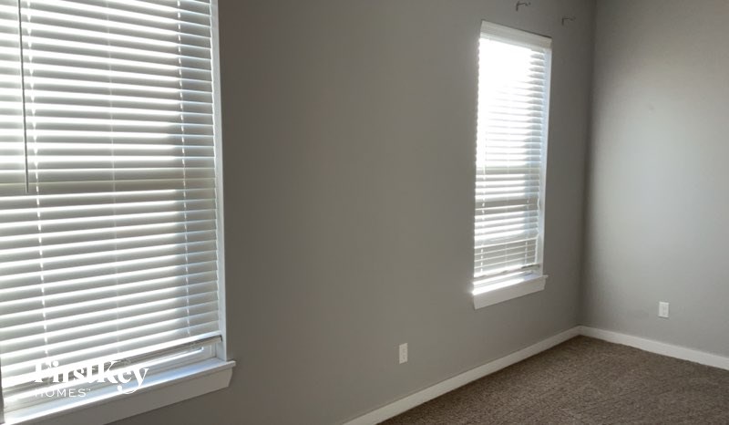 612 NW 182nd Street 3 Beds House for Rent - Photo Gallery 8