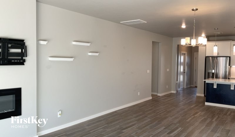 612 NW 182nd Street 3 Beds House for Rent - Photo Gallery 5