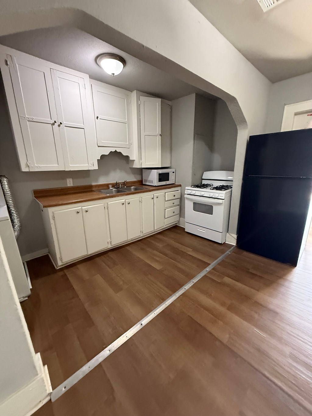 2906 S Santa Fe 1 Bed House for Rent - Photo Gallery 7