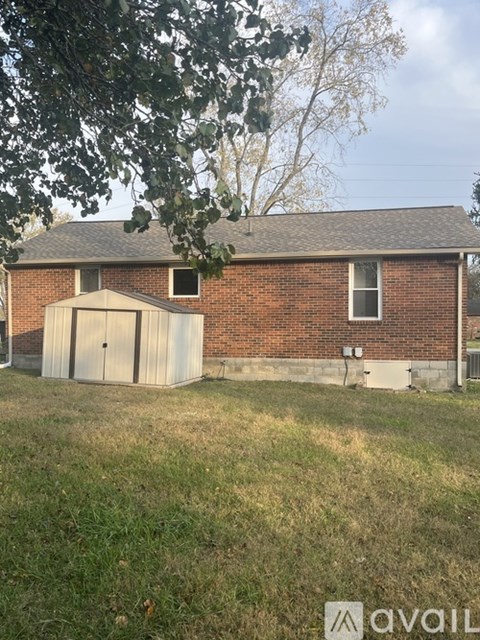 712 West Sagefield Drive 3 Beds Apartment for Rent