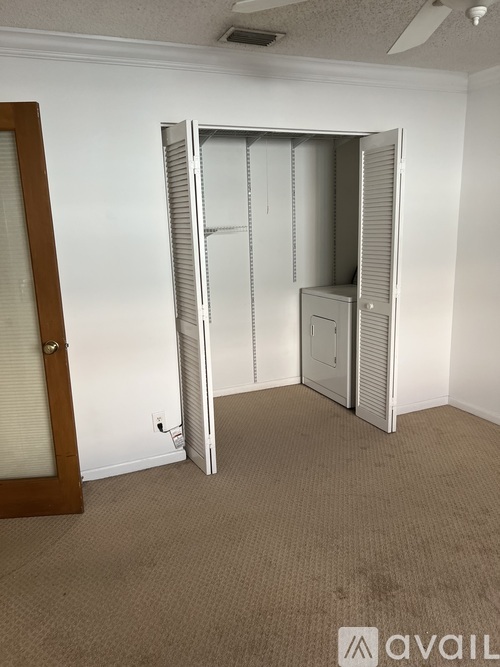 Source URL: https://prod-avail.s3.amazonaws.com/public_images/41704583/listing/IMG_8690.jpeg
