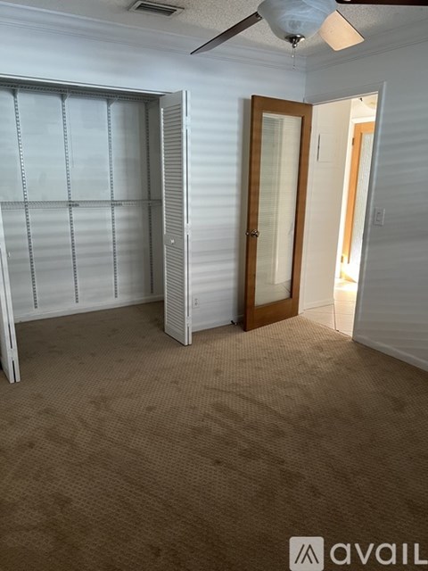 119 Lakeview Avenue 2 Beds Apartment for Rent