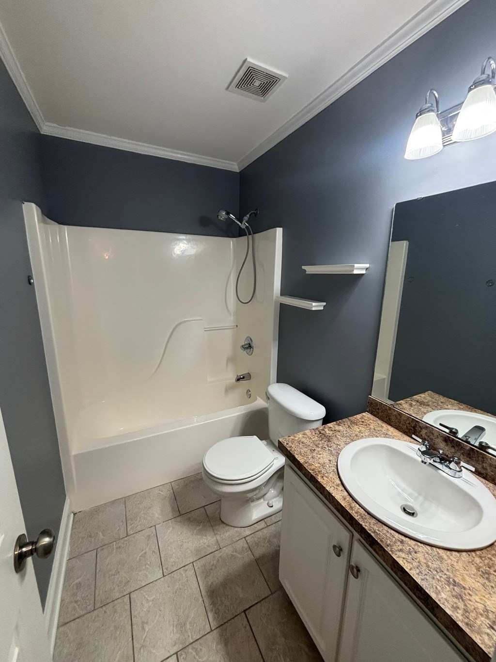 864 Burnside Drive 3 Beds House for Rent - Photo Gallery 7