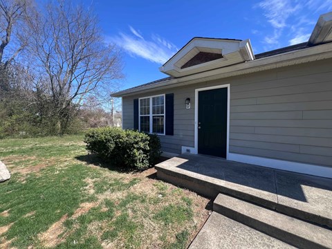 131 Amy Ave Apt D 1 Bed Apartment for Rent