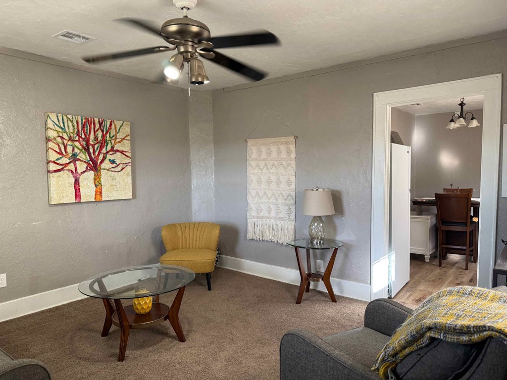 2908 S Santa FE 1 Bed House for Rent - Photo Gallery 5