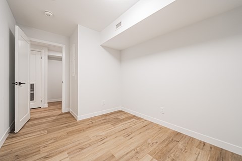 Southam Lofts 555 Sanatorium Road 1-2 Beds Apartment for Rent - Photo Gallery 13