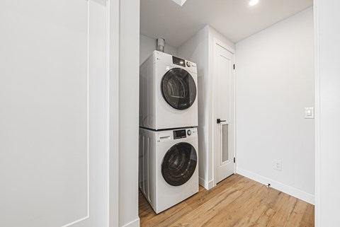 Southam Lofts 555 Sanatorium Road 1-2 Beds Apartment for Rent - Photo Gallery 24