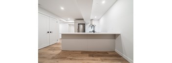 107 - 1 bdrm + den, 2 bath