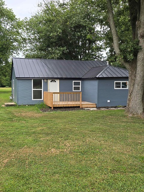 1761 N CR 600 W 3 Beds Apartment for Rent