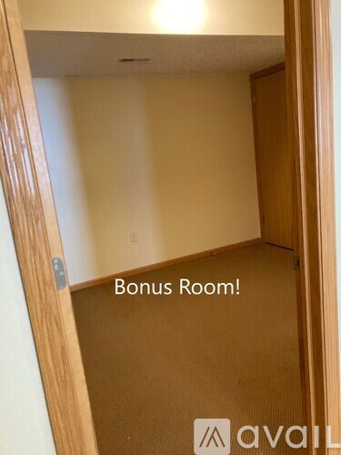 A room with a sign that says Bonus Room!