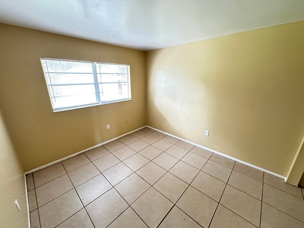 4914 21st Street West 2 Beds House for Rent - Photo Gallery 11