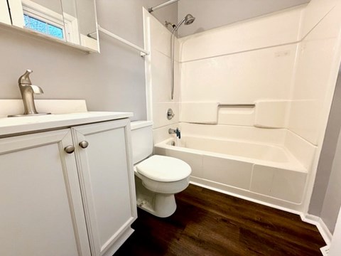 4023 Tanglewood Drive 5 Beds Apartment for Rent