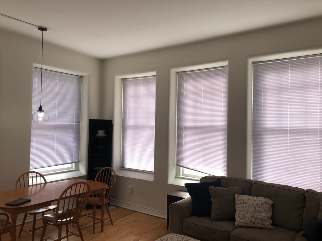 40 E Franklin St 1-2 Beds Apartment for Rent - Photo Gallery 7